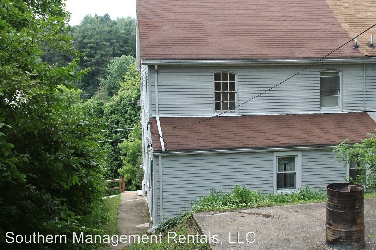 35 Valley St - Photo 3 of 18