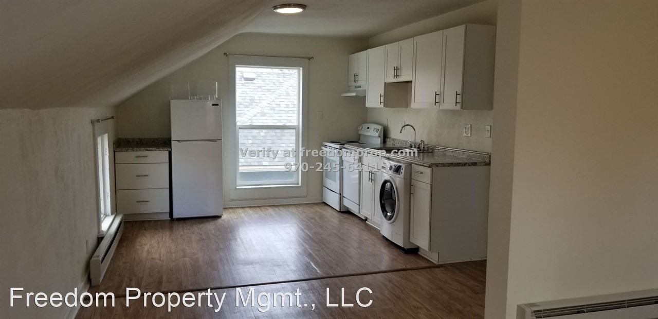 W First St - Photo 3 of 8