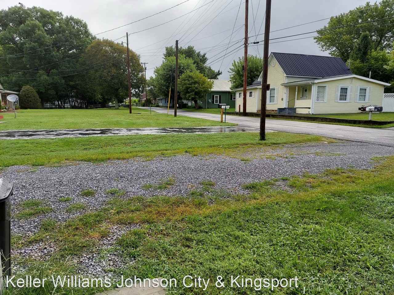 223 Old Fishery Rd - Photo 2 of 17