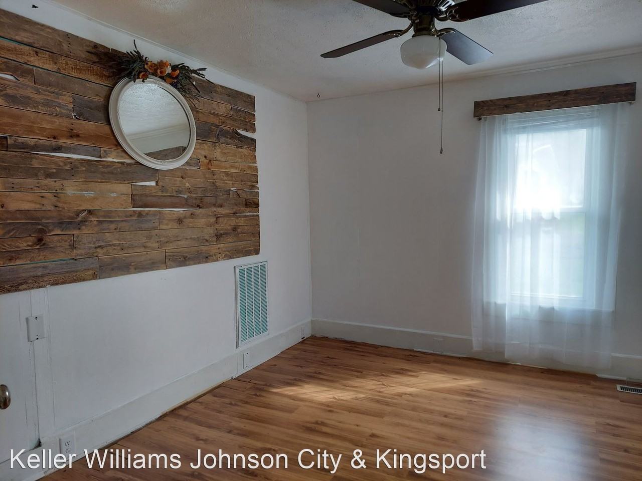 223 Old Fishery Rd - Photo 3 of 17