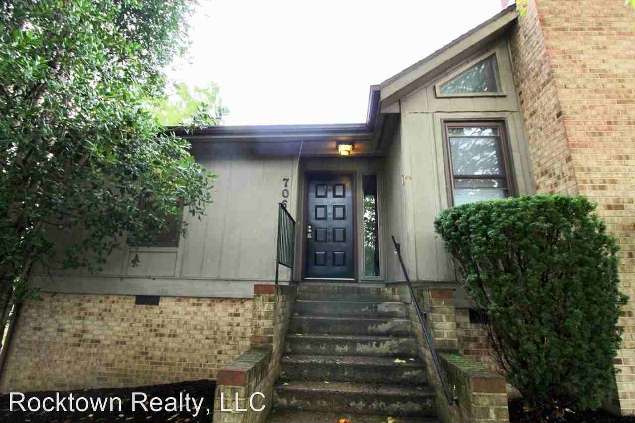 706 Greenbriar Drive - Photo 3 of 30