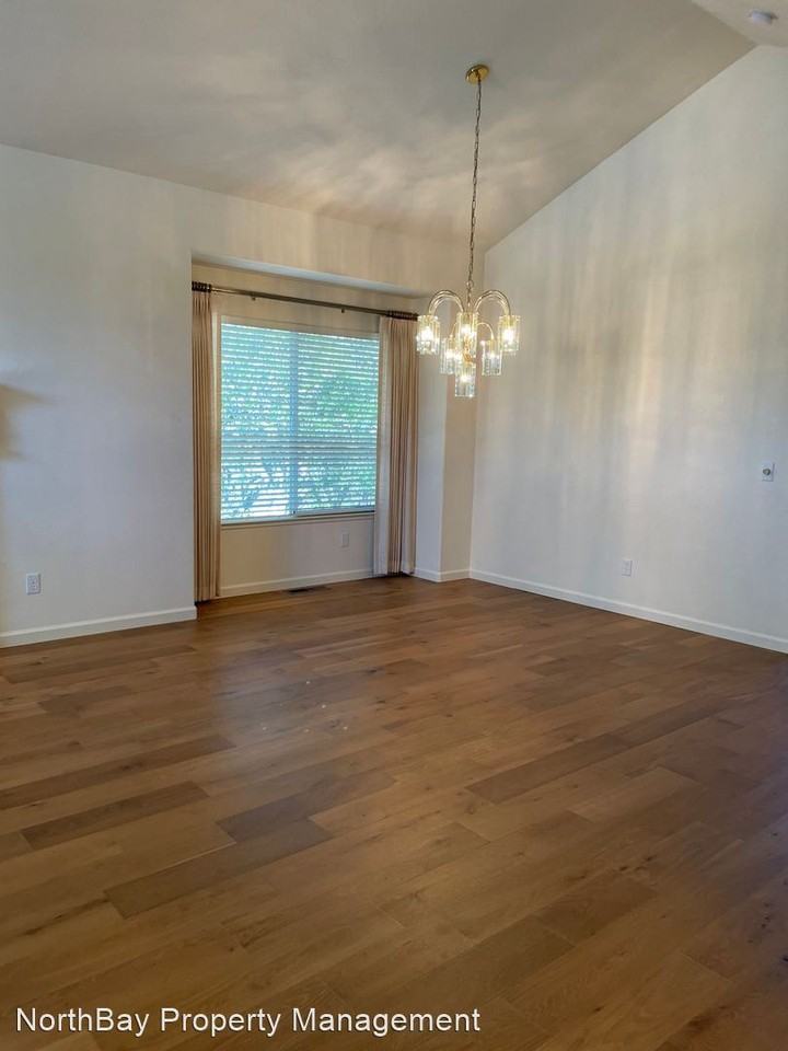 6340 Pleasant Vista Pl - Photo 3 of 19