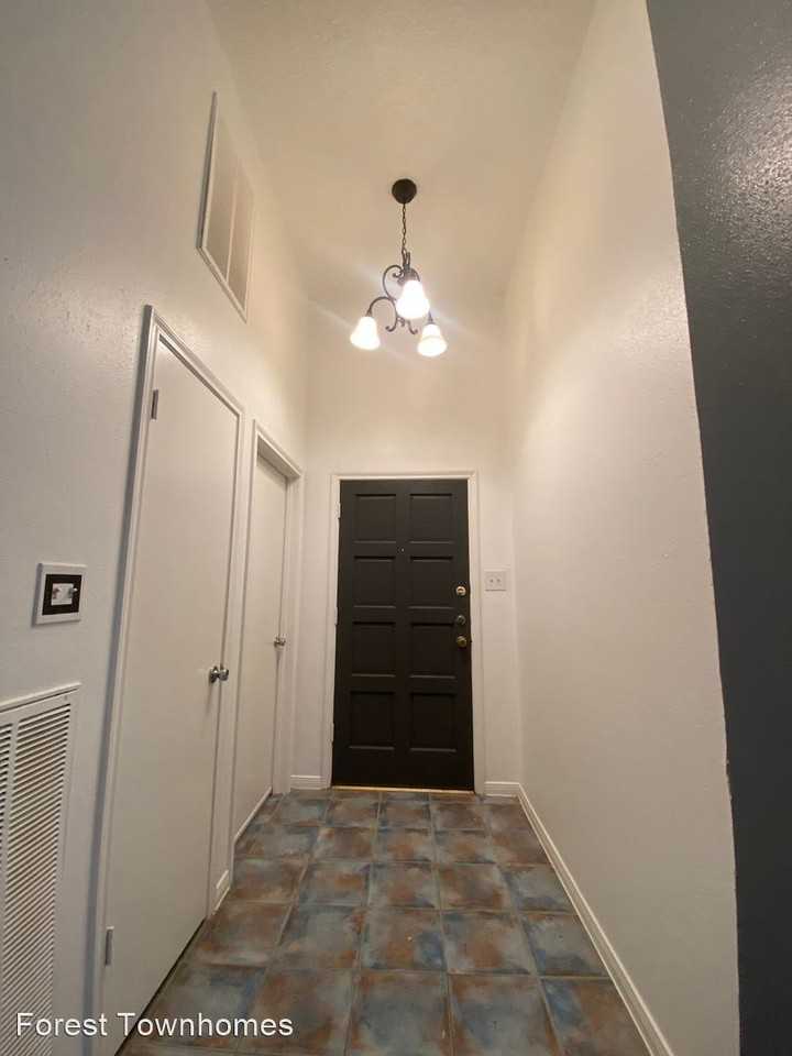 10522 Walnut Glen Dr - Photo 2 of 20