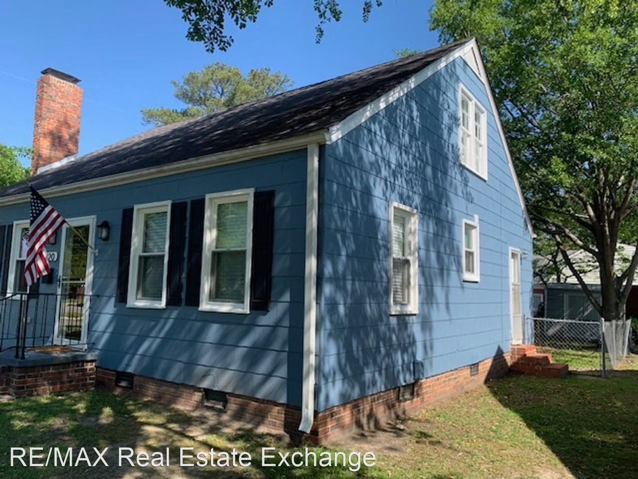 320 W 20th St - Photo 2 of 19