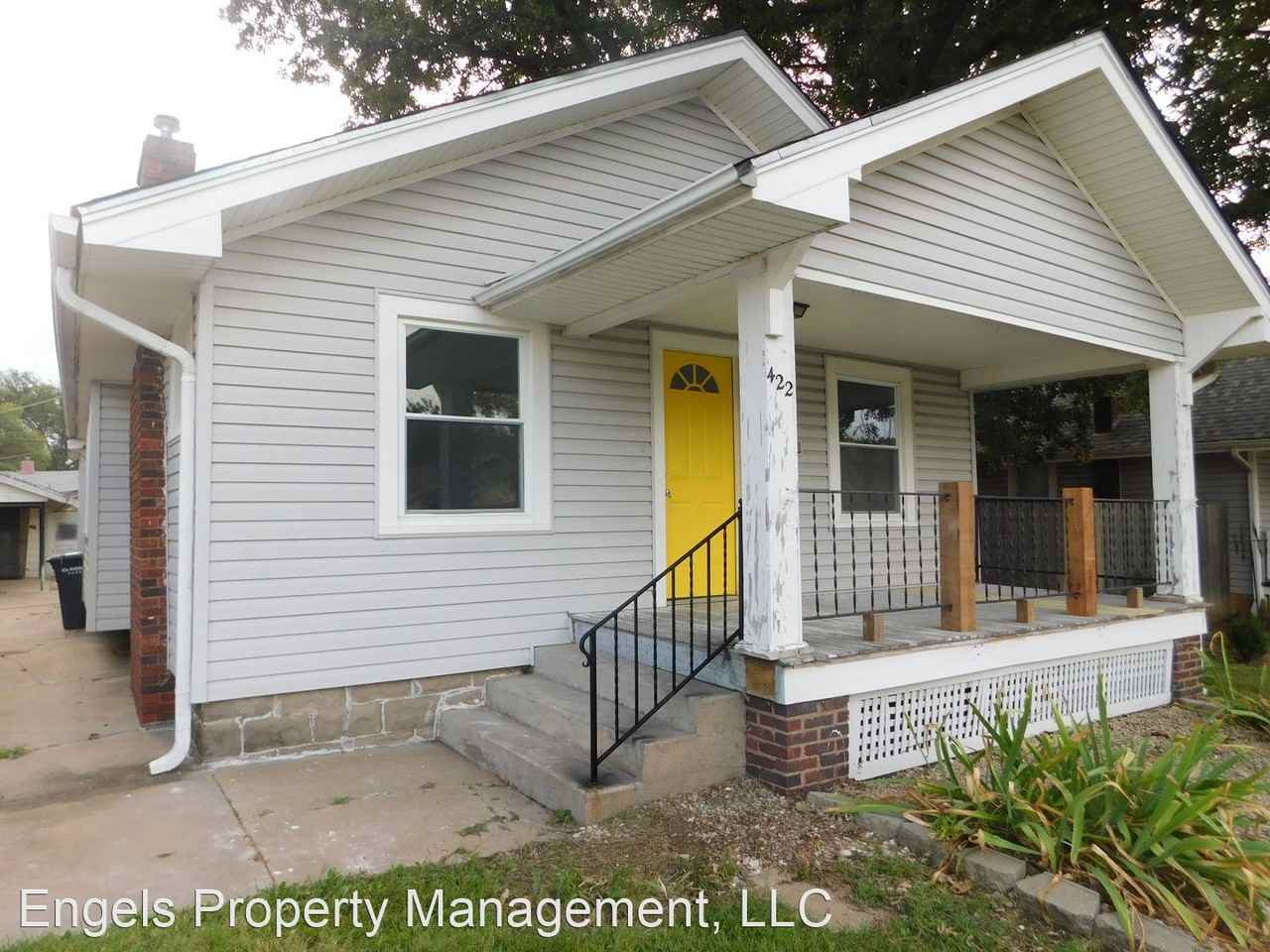 422 N High St - Photo 2 of 21