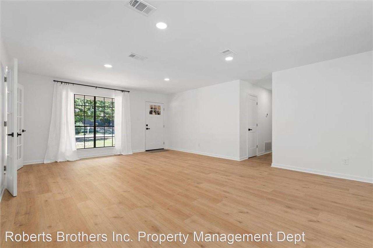 1628 Long Wood Ct - Photo 3 of 22