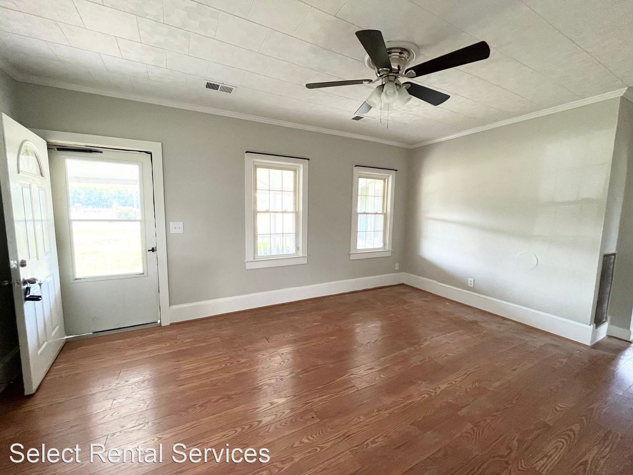 784 S Sandy Hook Rd - Photo 2 of 15