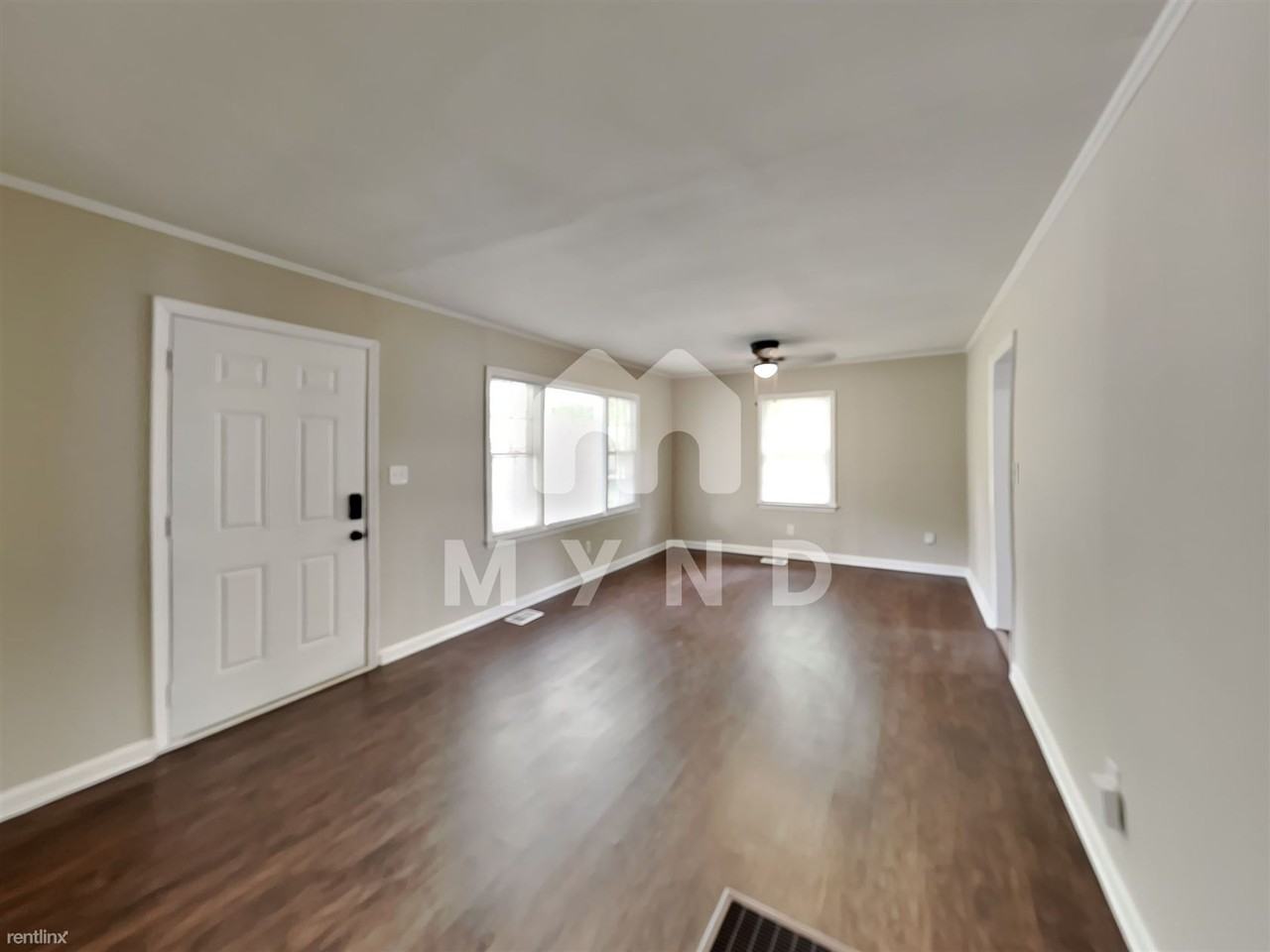 491 Woodrow Ave - Photo 2 of 17