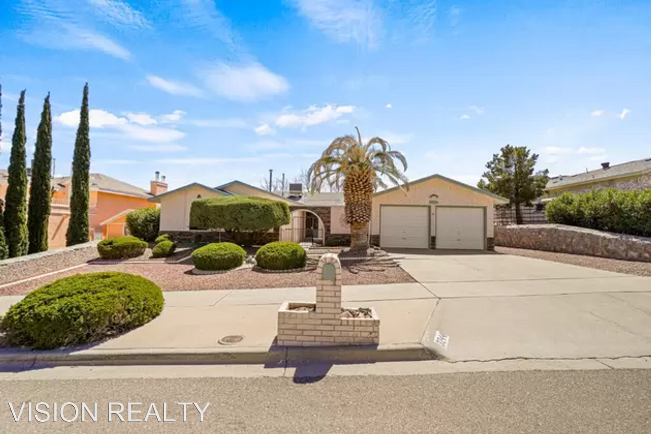 3244 Mountain Walk Dr - Photo 2 of 13