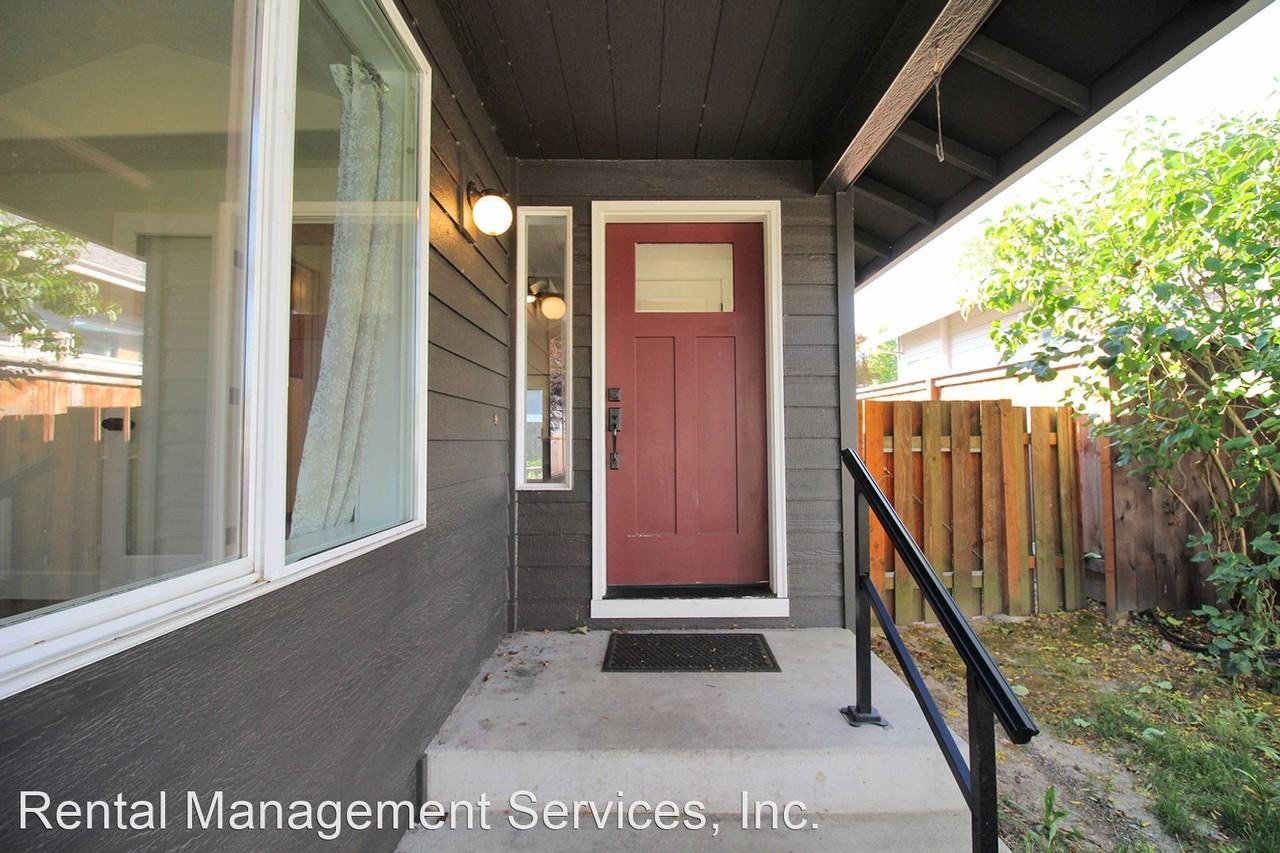 3224 Se 24th Ter - Photo 2 of 34