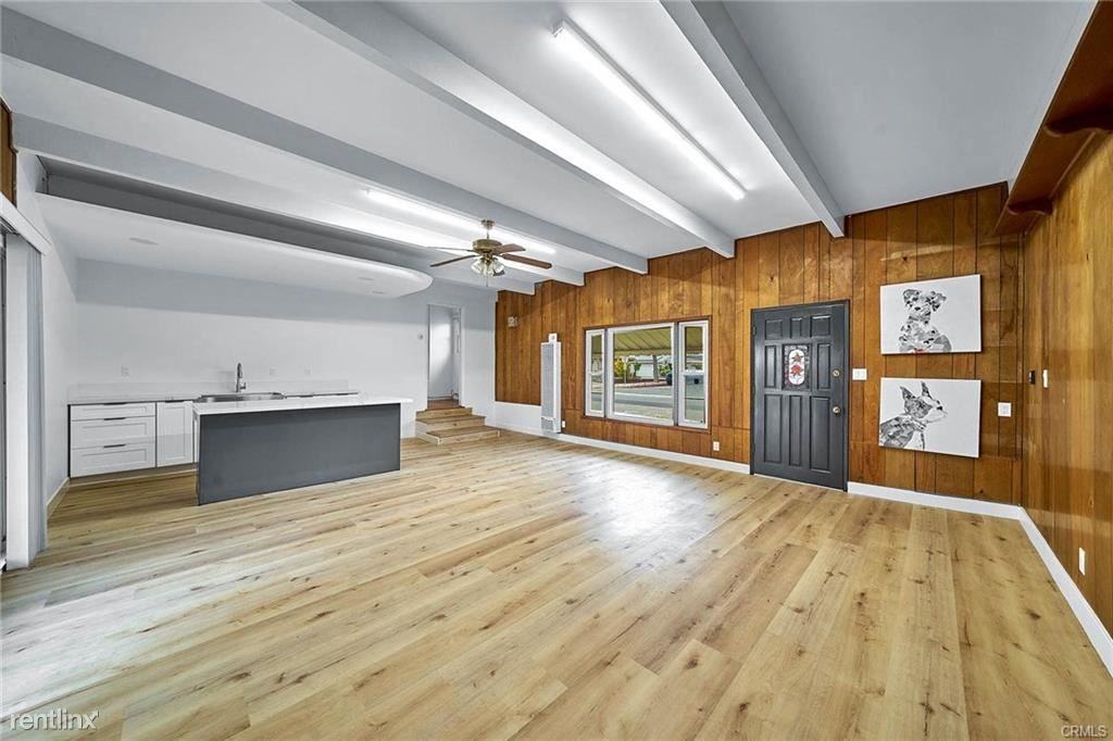 17914 Casimir Ave - Photo 2 of 10