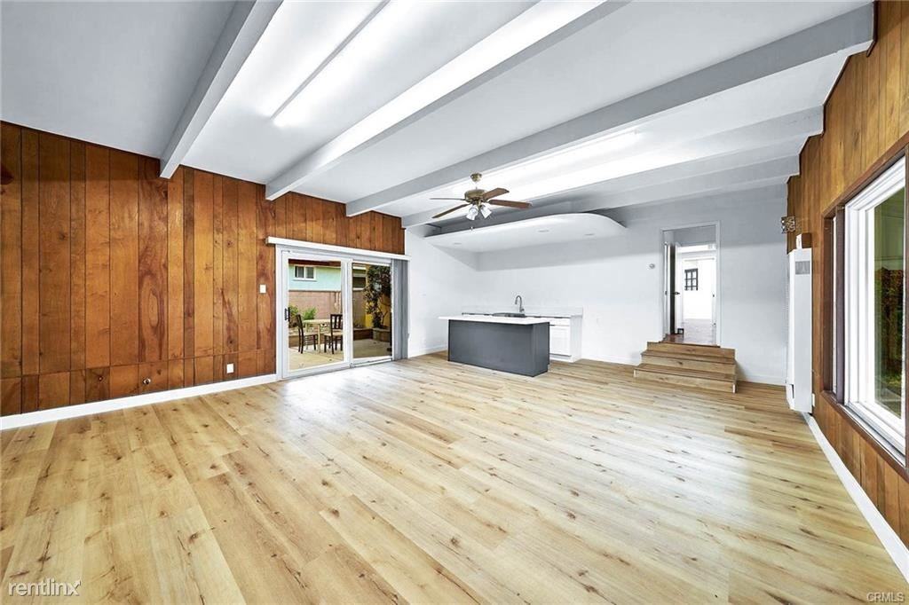 17914 Casimir Ave - Photo 3 of 10