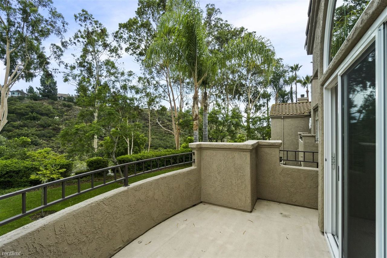 11020 Portobelo Dr - Photo 2 of 47
