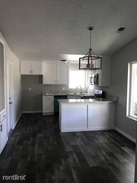 2248 N Gowdy St - Photo 2 of 20