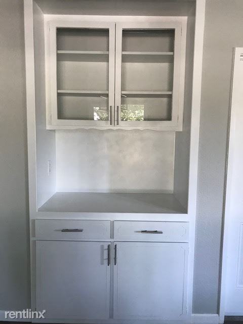 2248 N Gowdy St - Photo 3 of 20