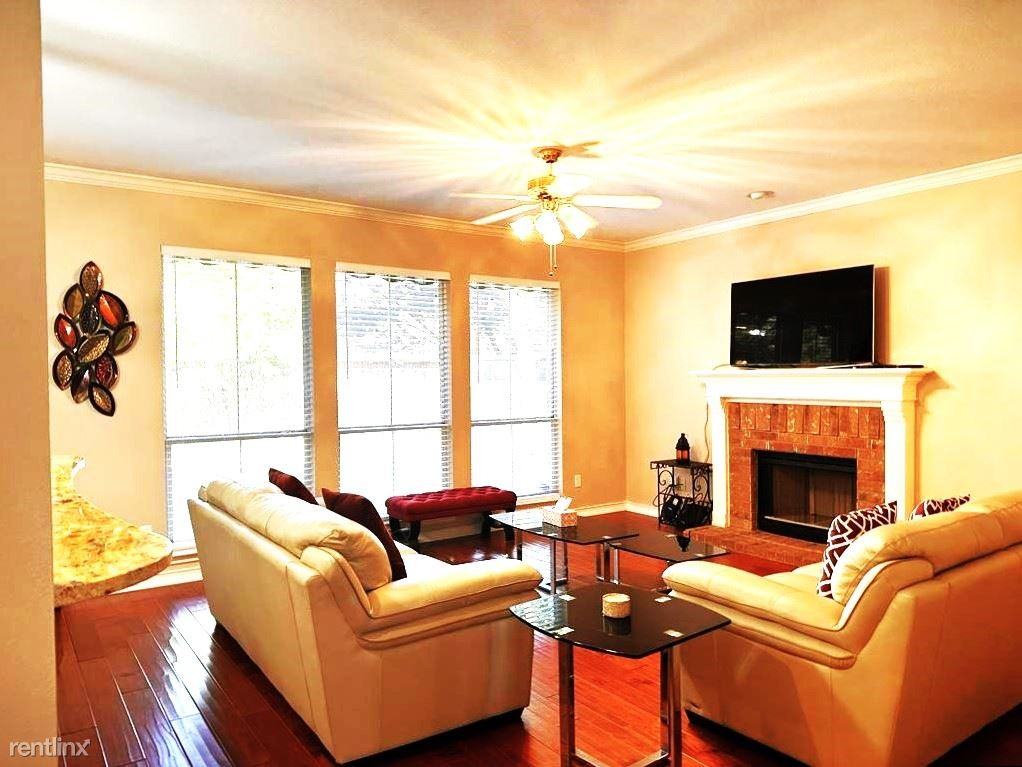 8703 Farmdale Cv - Photo 3 of 28