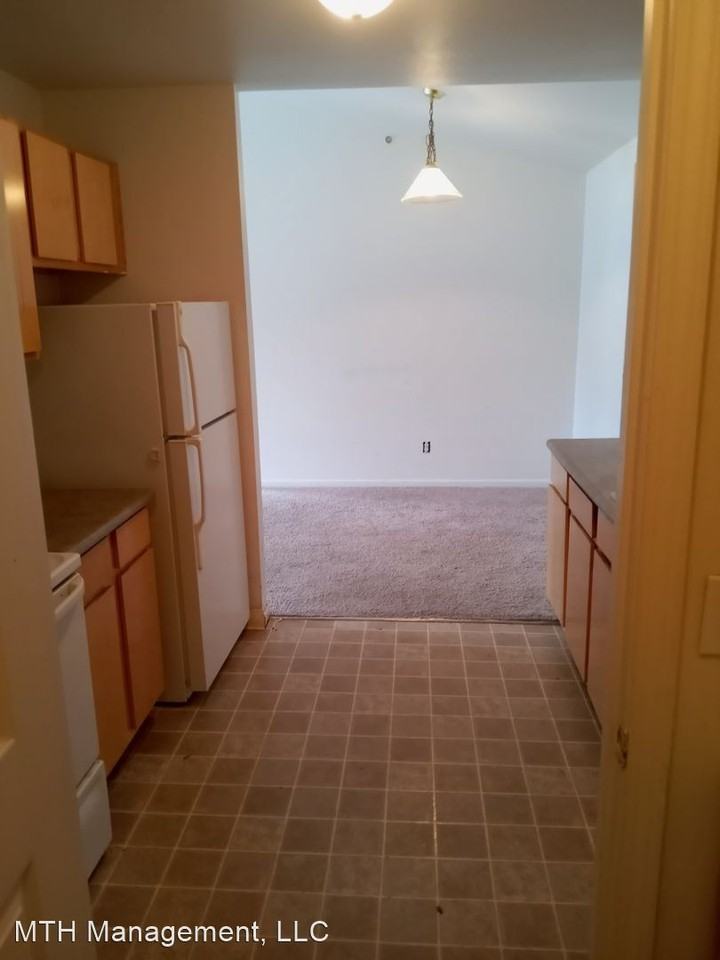 408 Fairway Meadows Dr - Photo 3 of 22