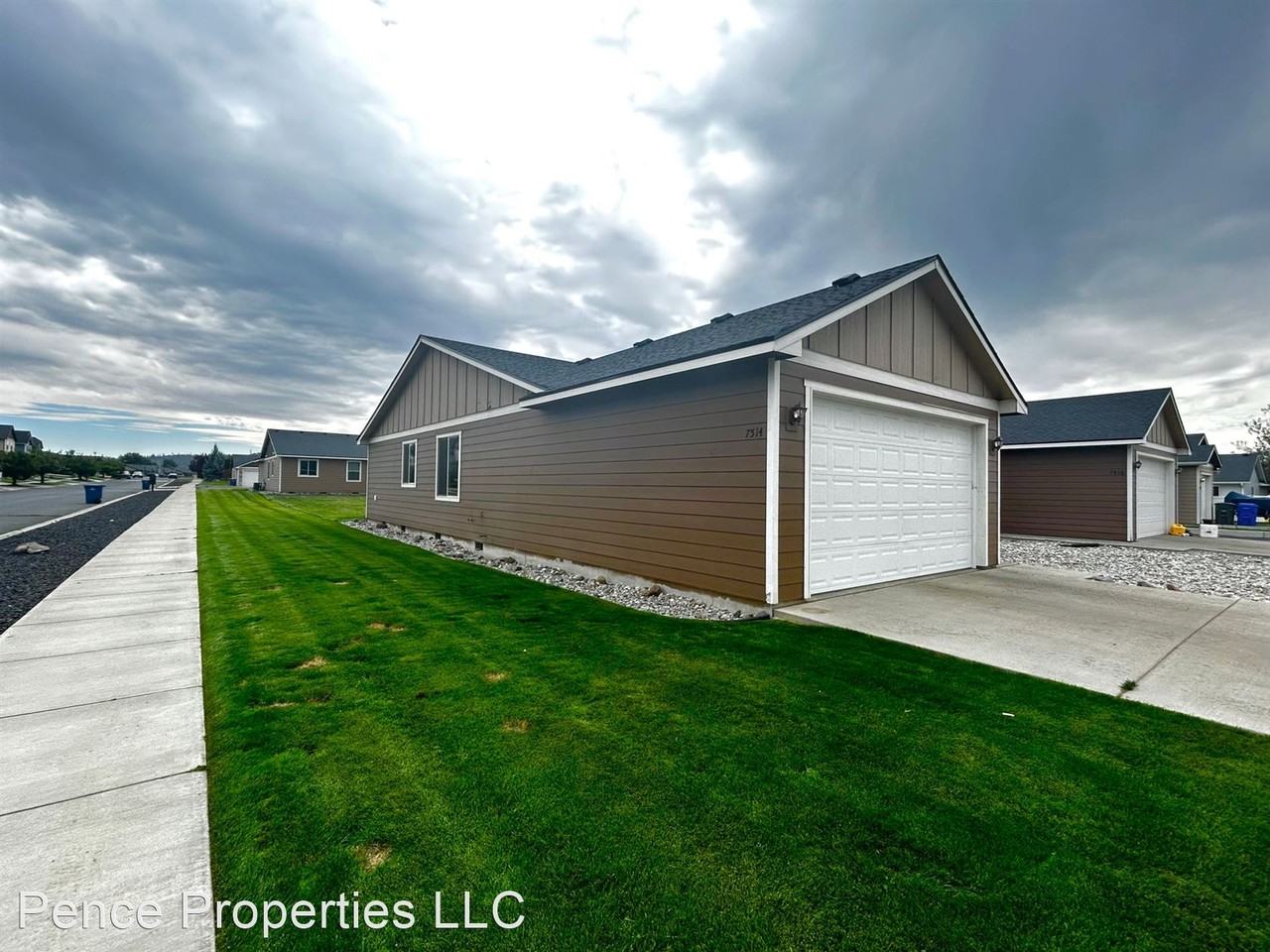 Fruitvale Duplexes Apartments 7602 S Fruitvale Rd 7520, Cheney, WA