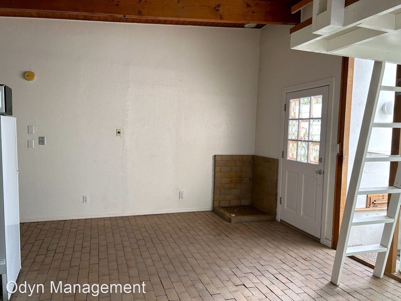 317 Cornell SE - Photo 2 of 11