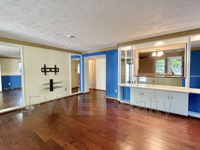 255 Red Jade Dr - Photo 3 of 10