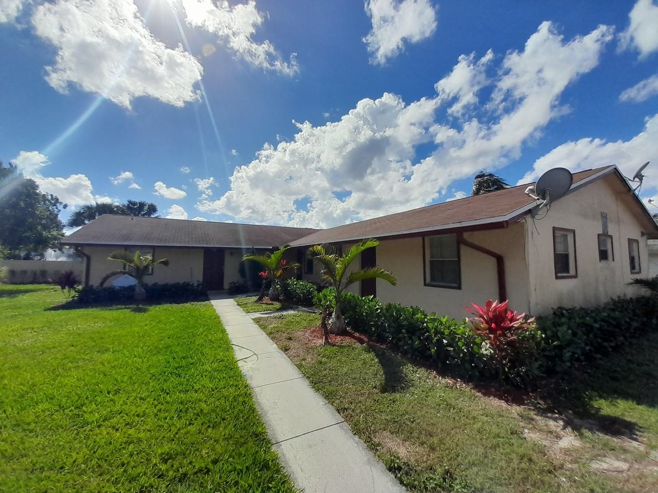 4868 Badger Ave 4872, West Palm Beach, FL 33417 2 Bedroom House for
