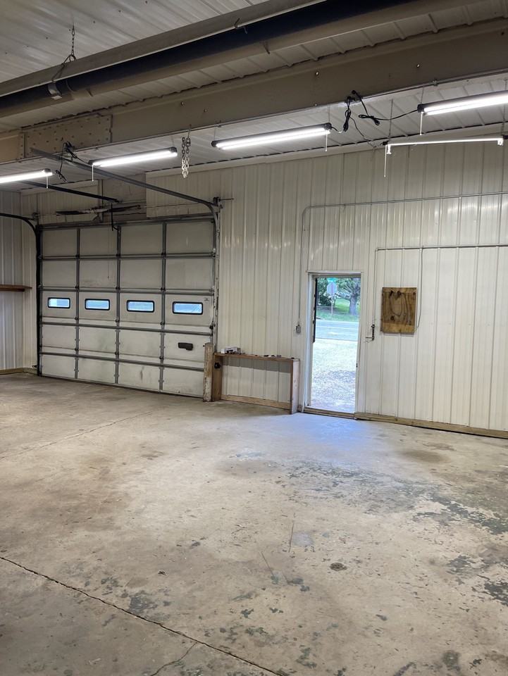 4283 30th St - Photo 2 of 11