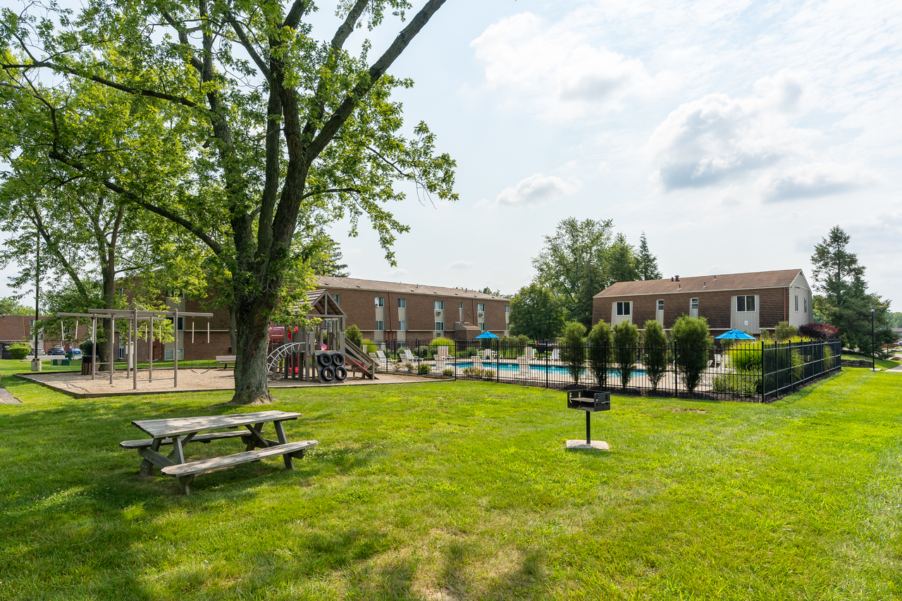 Northgate Meadows Apartments 10101 Arborwood Dr, Northbrook, OH 45251