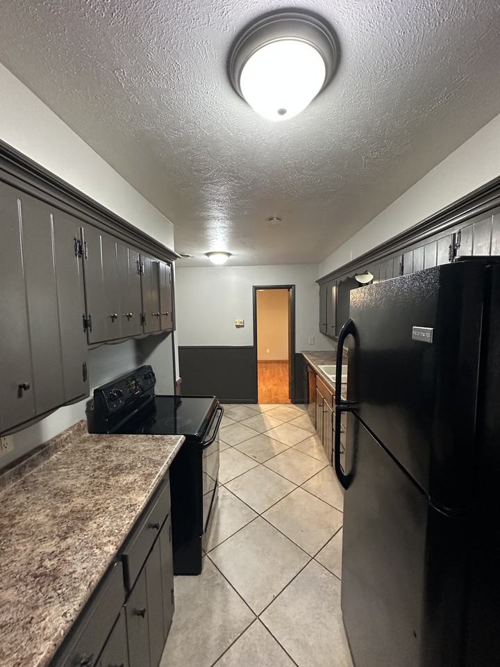 332 Tullahoma Drive - Photo 6 of 21