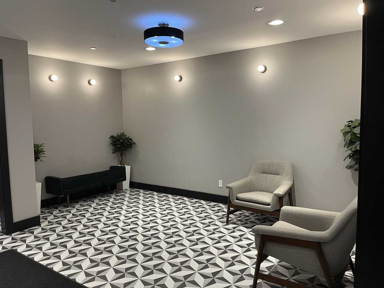 20 park residence - Photo 3 of 12