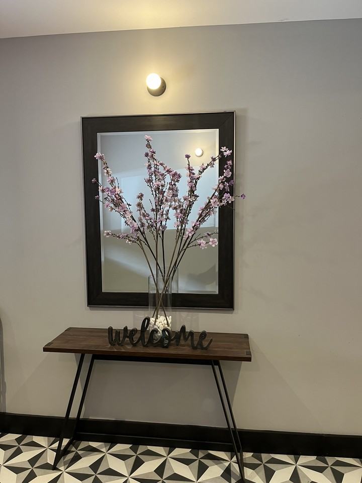 20 park residence - Photo 5 of 12