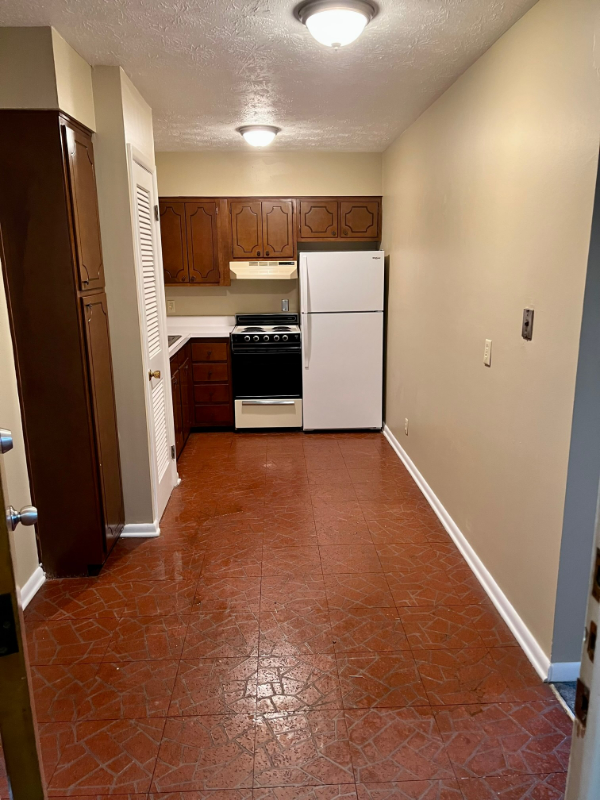 2203 Adams Ave #11