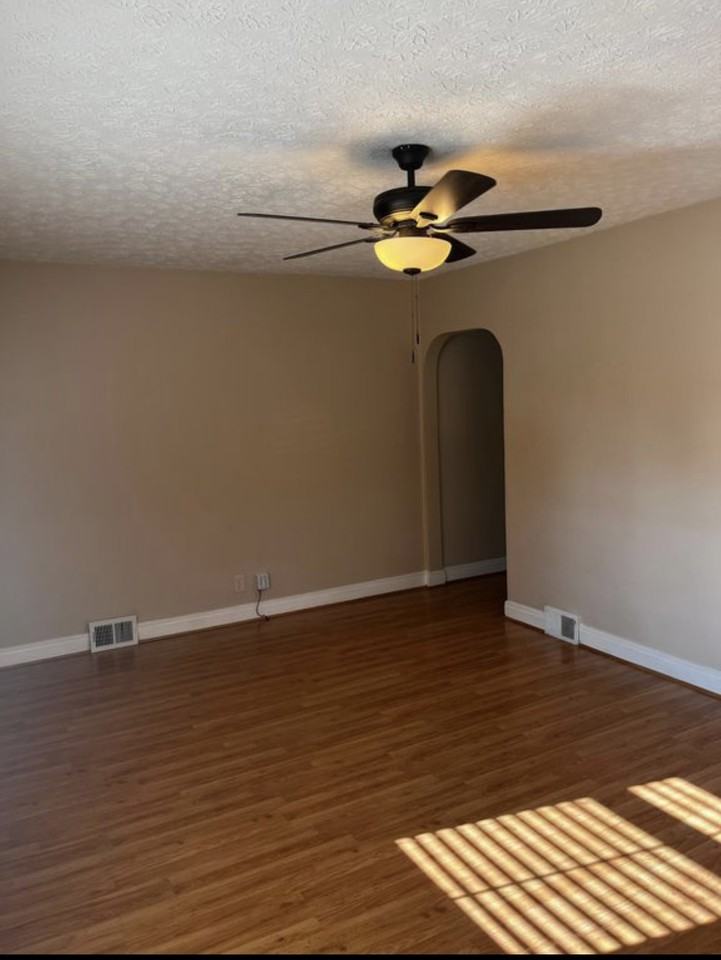 3023 Dartmouth Ave #NA - Photo 3 of 11