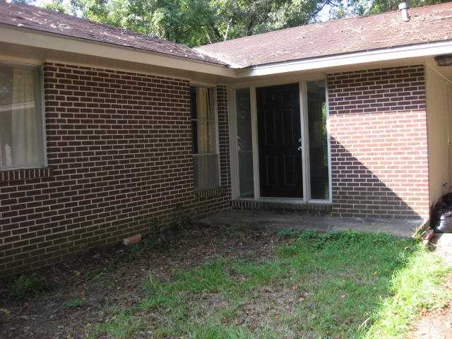 606 Pine Ridge Pl - Photo 2 of 15