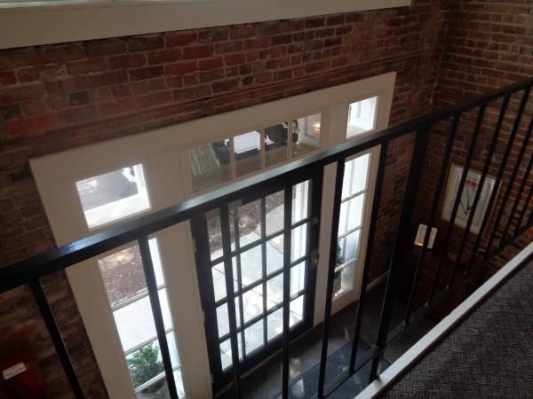 2420 Maplewood Ave #2 - Photo 3 of 14