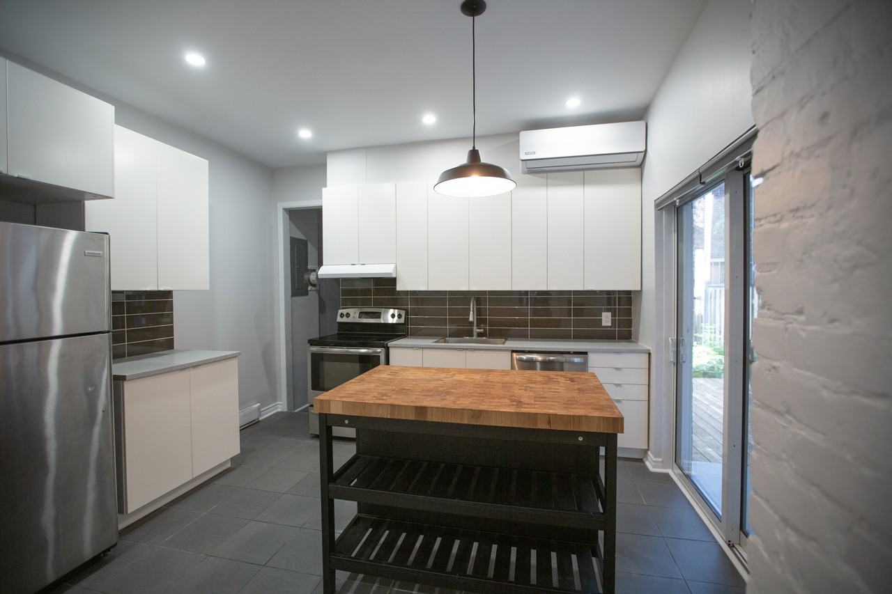 4455 Avenue De Lorimier, Montréal, QC H2H 2B3 4 Bedroom Apartment for