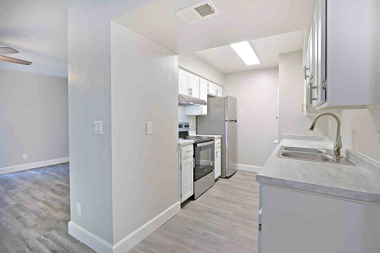 The Coronado - Photo 4 of 25