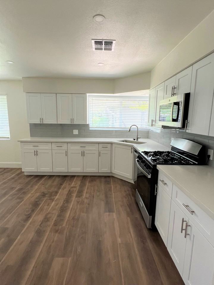 Pomelo Park - Photo 5 of 8