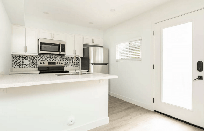 North Longview - Photo 2 of 8