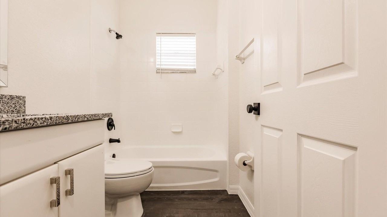 Cillette Ave - Photo 7 of 18