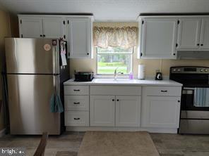 8733 Swann Haven Rd - Photo 3 of 5