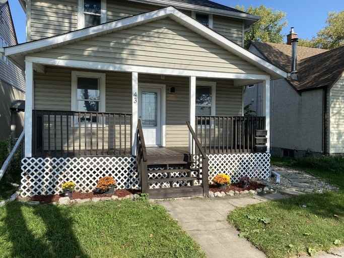 43 Barber St #1 - Photo 3 of 14