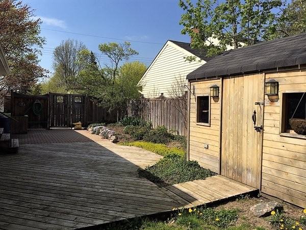 Eugenia St. Duplex - Photo 2 of 3