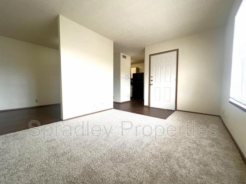 120 W Main St, Troy, TX 76579 - Photo 2 of 12