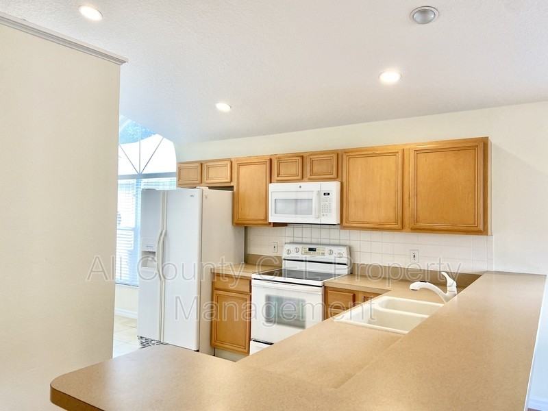 3870 Aiden Pl - Photo 6 of 23