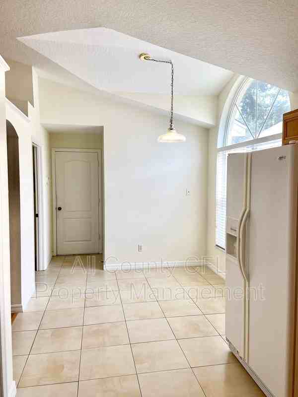 3870 Aiden Pl - Photo 7 of 23