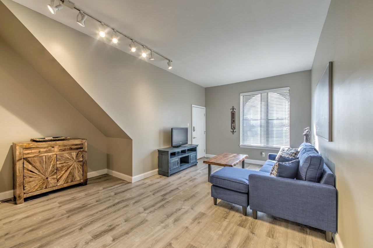 3639 Mcree Ave - Photo 2 of 21