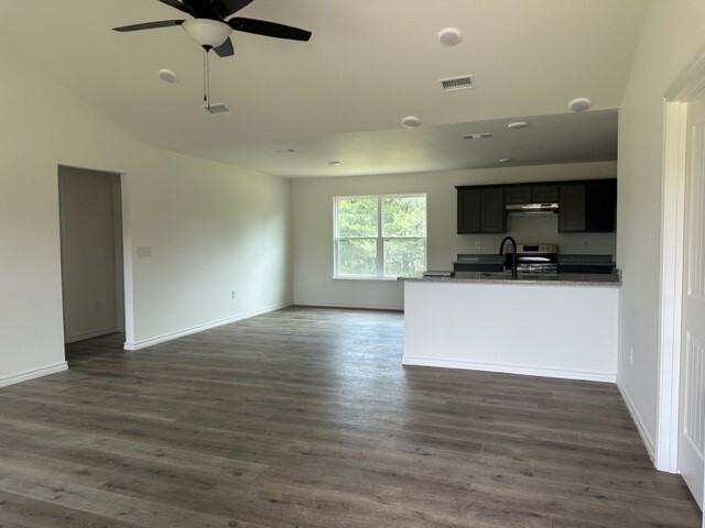 312 Gordonville Rd - Photo 2 of 11