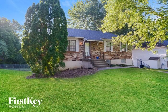 1600 Nw Amesbury Ct - Photo 2 of 15