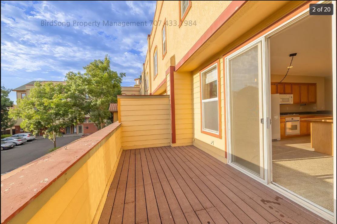 19 Johnson St #19 - Photo 2 of 20