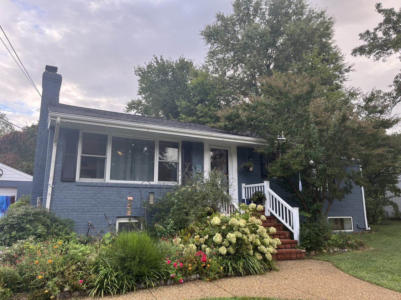 802 Randolph St #NA - Photo 2 of 36